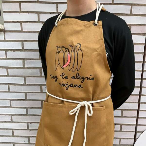Delantal Marrón «Guindilla»