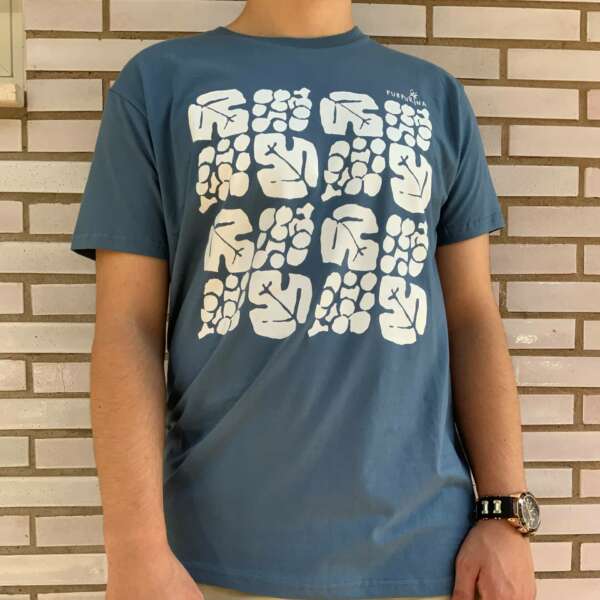 Camiseta Azul "Baldosa"